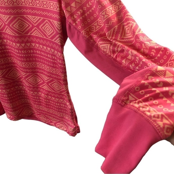 Born Activewear Top Women M Pink with Beige Tribal Print  Mock Turtleneck - Picture 3 of 8